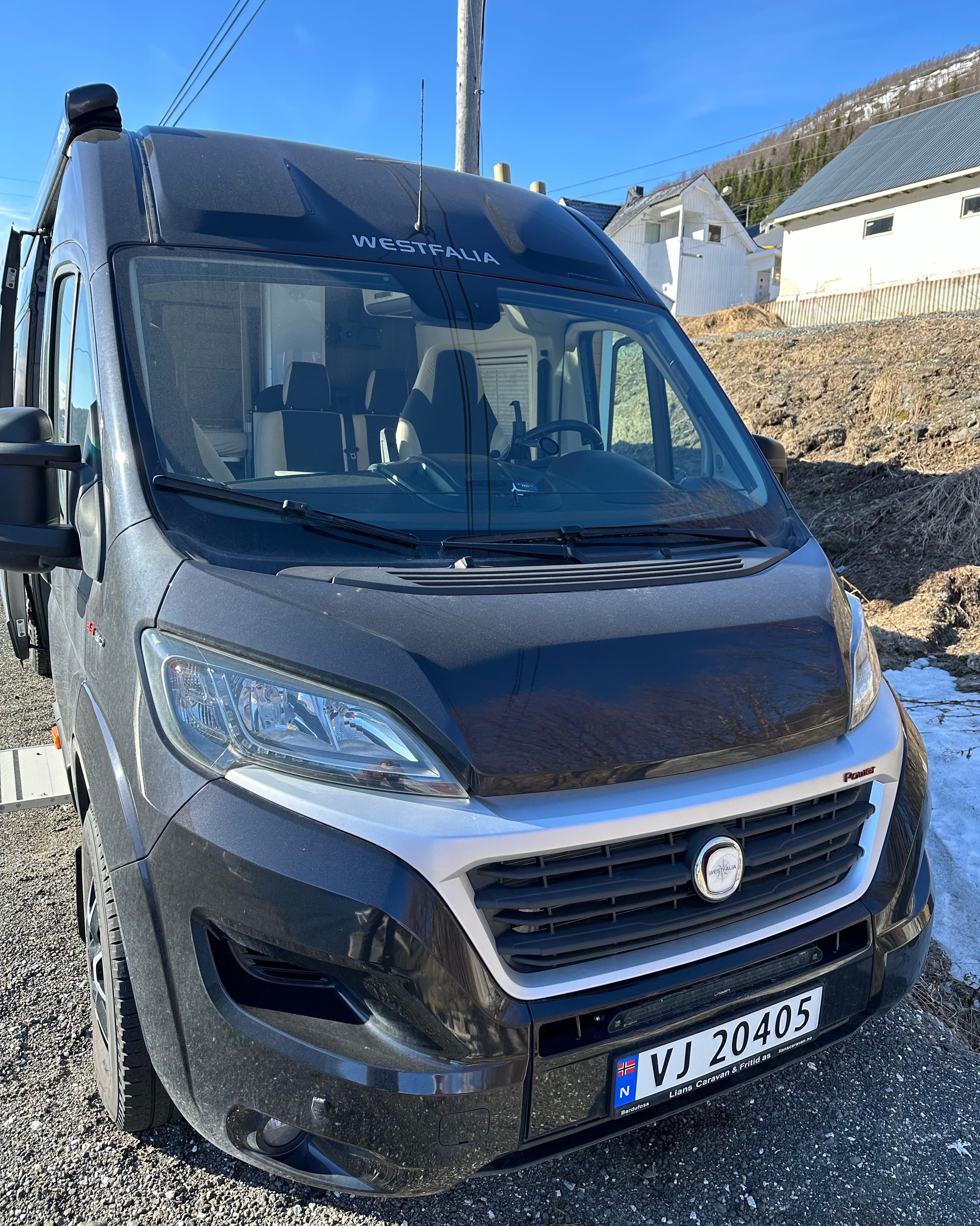 Very nice Camper easy to drive automatic 180hp