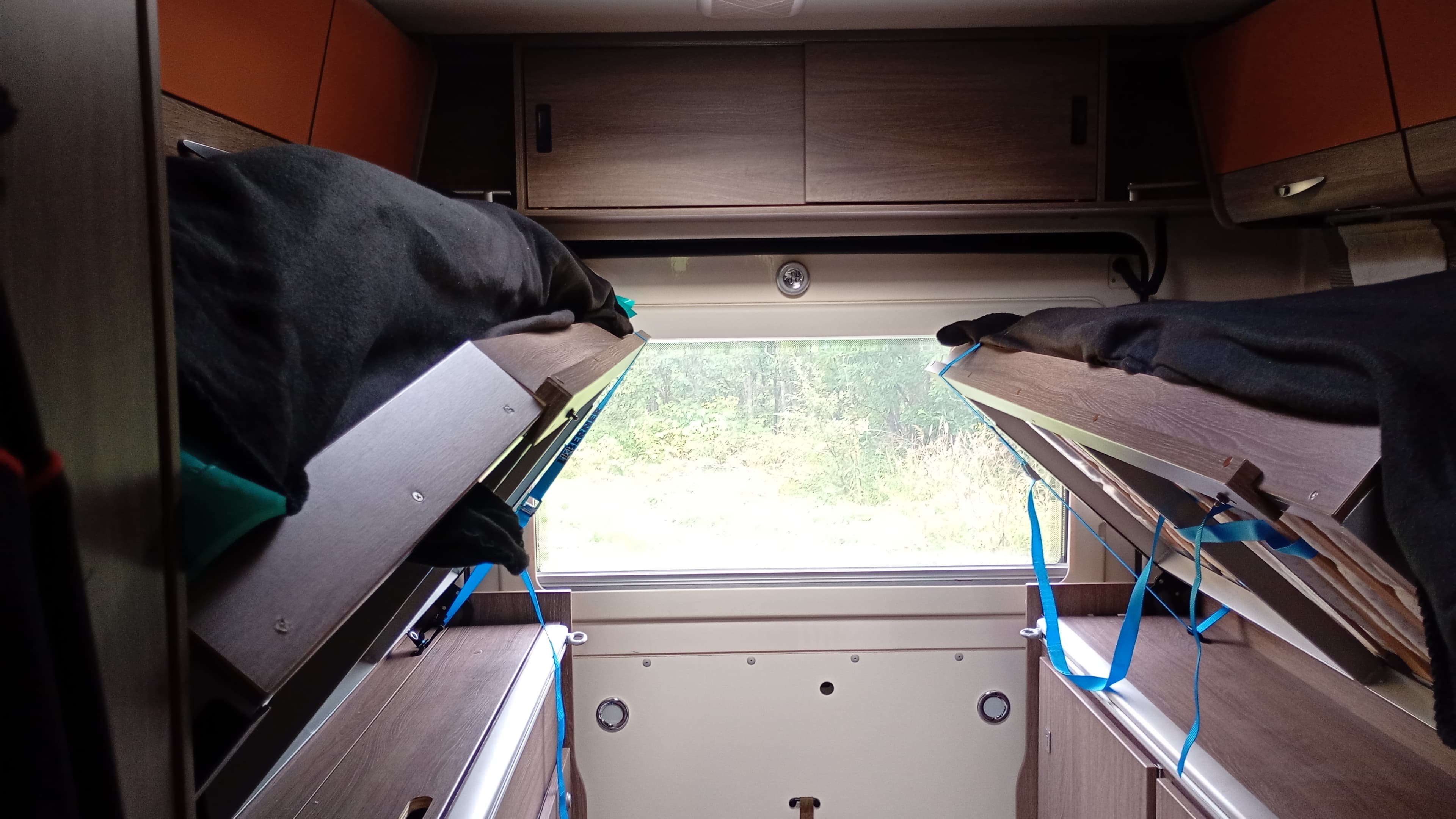 easy to drive in small places 
good energie for holding the traffick 