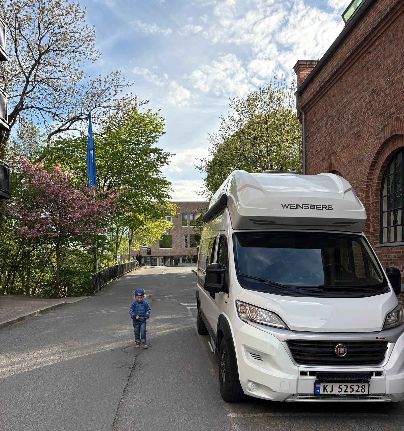 Lettkjørt bybobil kan følge deg på eventyr i sommer!