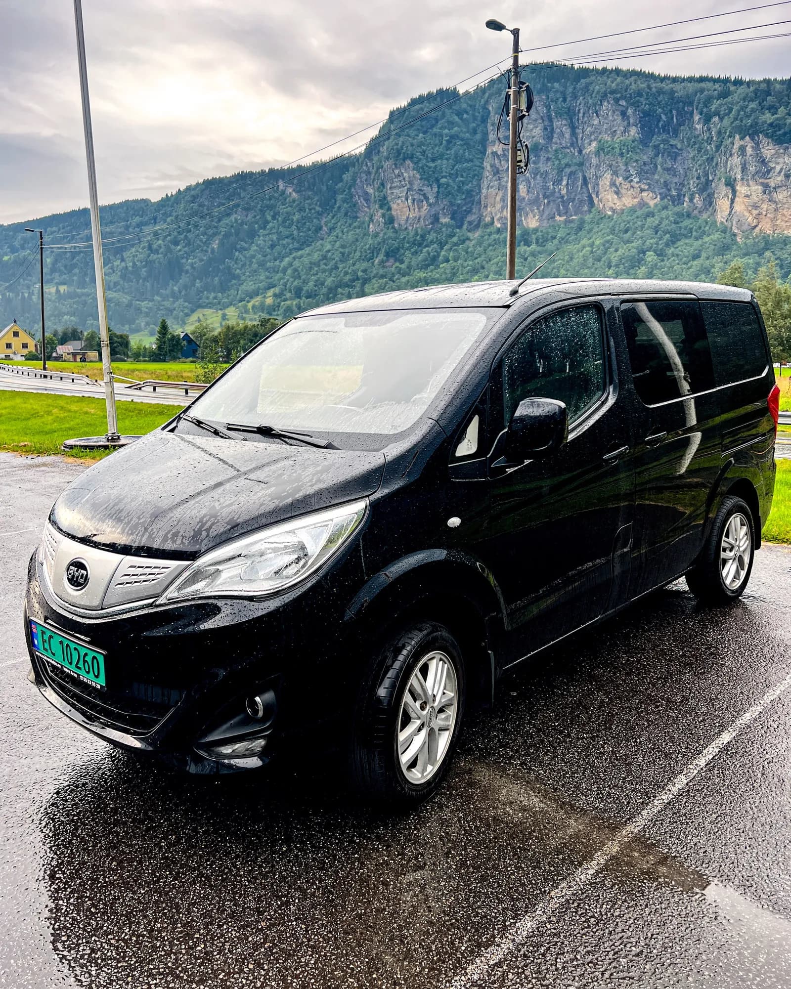 Elektrisk Campervan til leie!